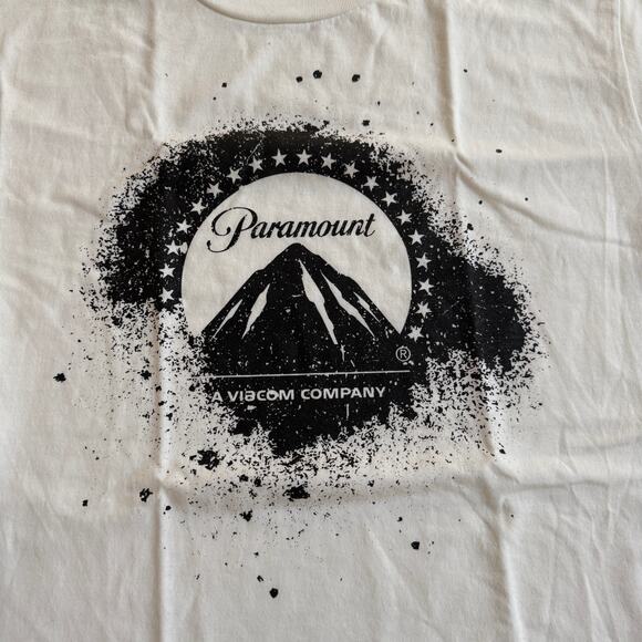 Paramount Studios T Shirt NWOT White Large Logo LA Movie Memorabilia Premier - Picture 5 of 8